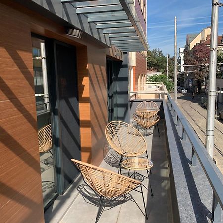 Tokiyo: A Lovely City Center 2 Bedrooms Apartment With Private Parking София Екстериор снимка