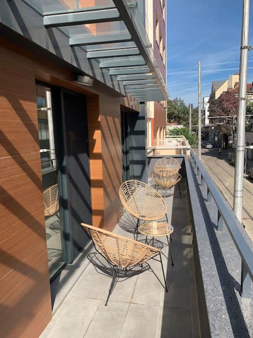 Tokiyo: A Lovely City Center 2 Bedrooms Apartment With Private Parking София Екстериор снимка