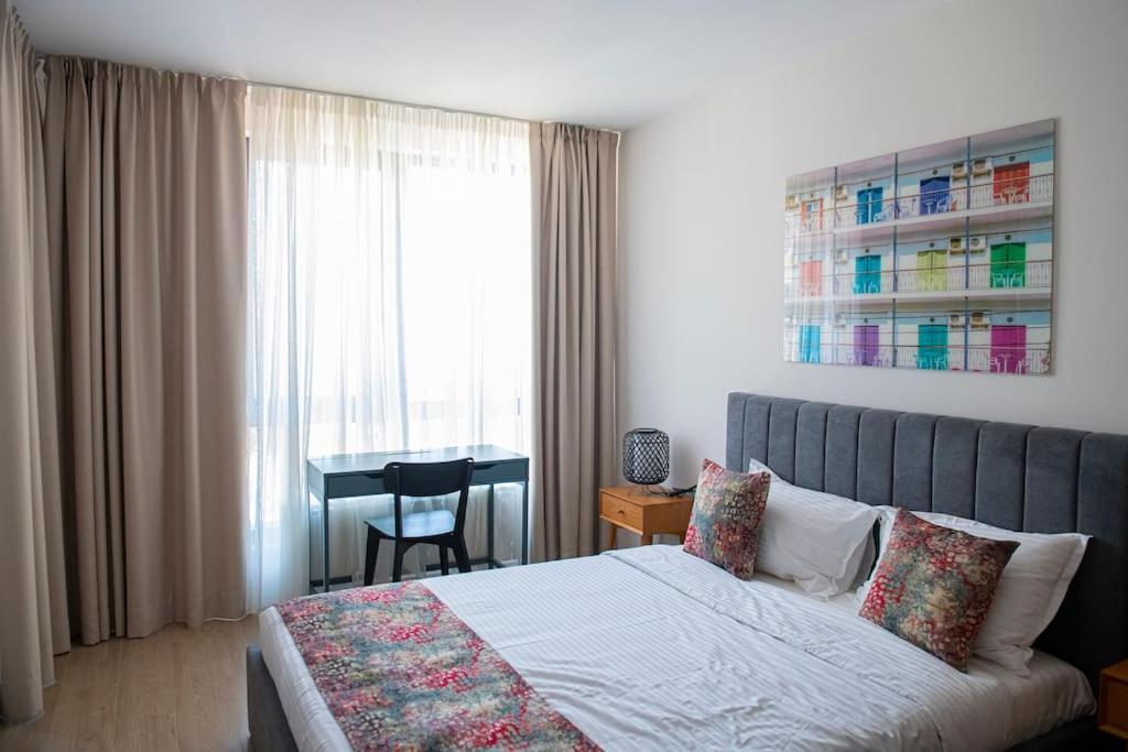 Tokiyo: A Lovely City Center 2 Bedrooms Apartment With Private Parking София Екстериор снимка